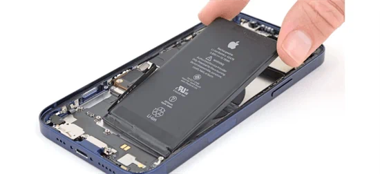 ‏החלפת סוללה Apple iPhone 15 Pro אפל
