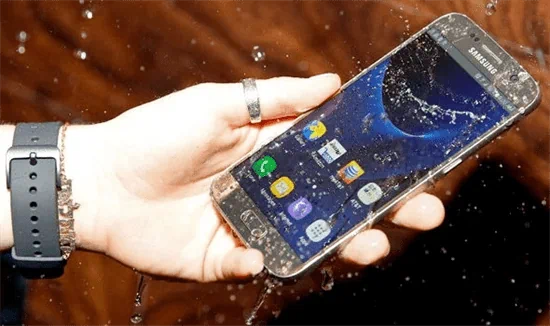 ניקוי קורוזיה ונזקי מים Samsung Galaxy S7